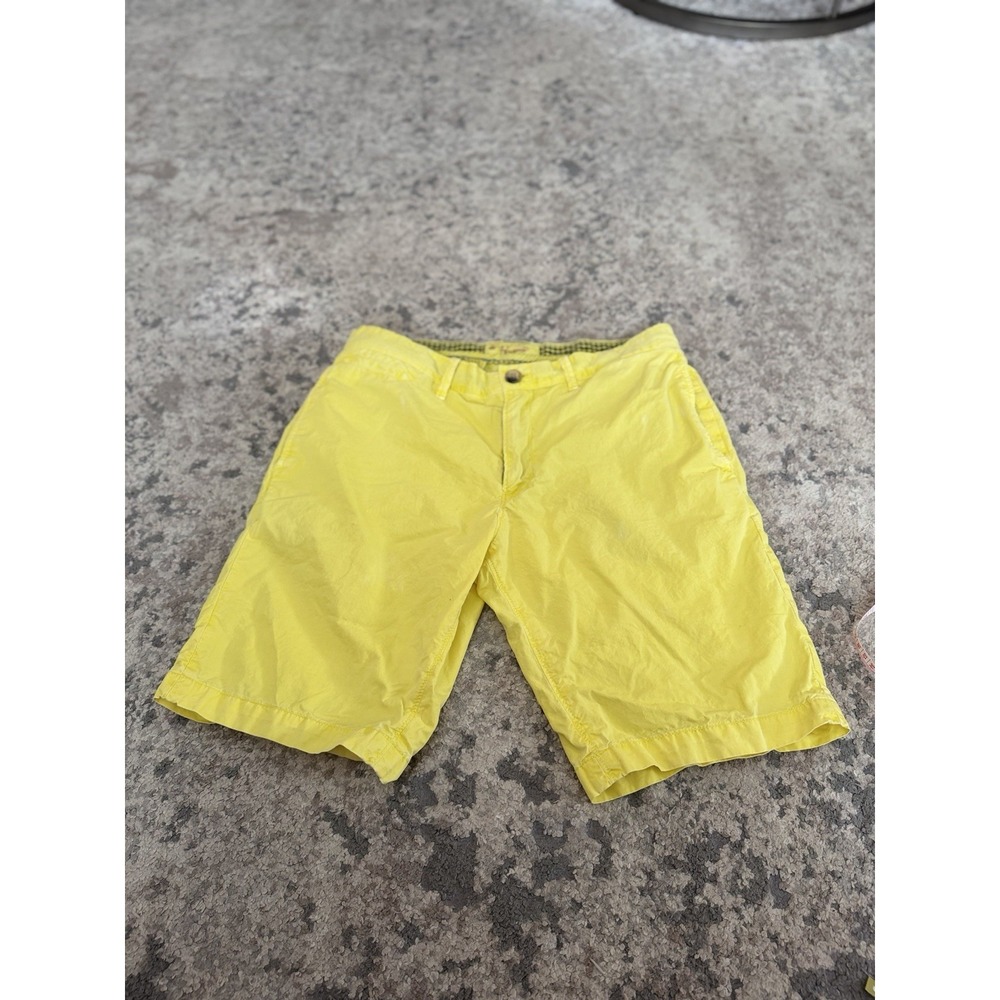 Original Penguin by Munsingwear Men's Yellow Shorts Size 31 Casual Summer Cotton